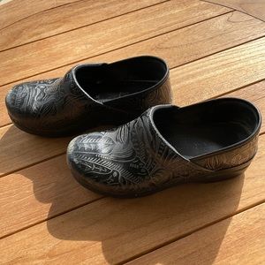 DANSKO tooled leather floral black clogs, size 38